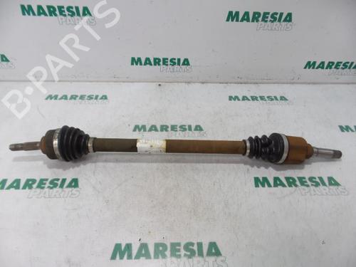 Used Right front driveshaft PEUGEOT 208 I (CA_, CC_) 1.4 HDi (68 hp) 31510822
