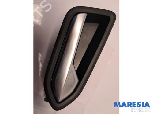 rear-right-exterior-door-handle-renault-arkana-i-lcm_-ldn_-2019-31410227 main image