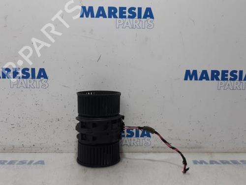 Used Heater blower motor RENAULT MEGANE III Hatchback (BZ0/1_, B3_) 1.4 TCe (BZ0F, BZ1V) (131 hp) 31482602