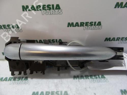 front-right-exterior-door-handle-renault-grand-scenic-ii-jm01_-2004-2005-2006-2007-2008-2009-31534570 main image