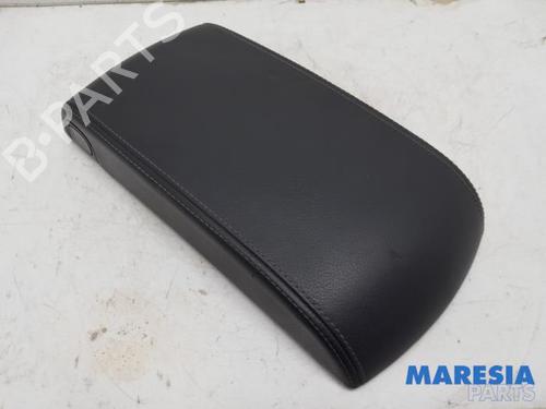 Armlæn PEUGEOT 508 SW I (8E_) 1.6 THP (156 hp) 31418327