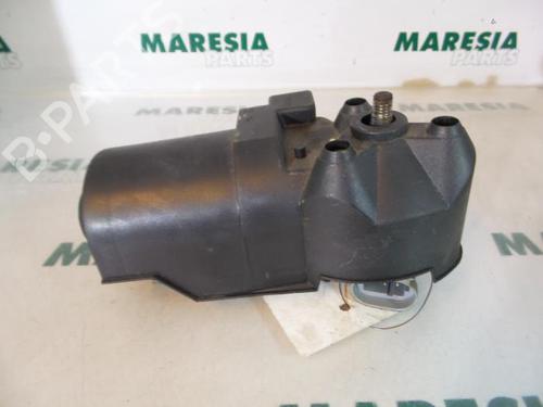 Used Front wiper motor RENAULT MEGANE I Coach (DA0/1_) 1.6 e (DA0F) (90 hp) 31525951