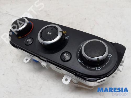 Used Climate control RENAULT CLIO IV Grandtour (KH_) 0.9 TCe 90 (90 hp) 31431864