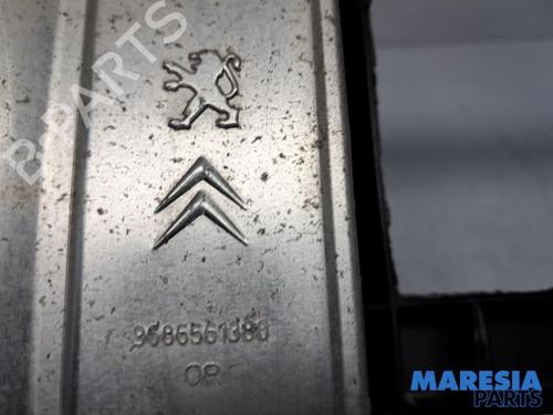 Frontplade/Frontkurv CITROËN C4 CACTUS 1.2 VTi 82 | BP31484502C72 