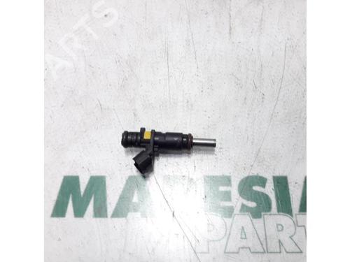 Used Injector CITROËN BERLINGO MULTISPACE (B9) 1.6 VTi 120 (120 hp) 31389847