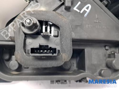 Farolim esquerdo CITROËN C3 III (SX) 1.2 VTi 82 | BP31508089C34 