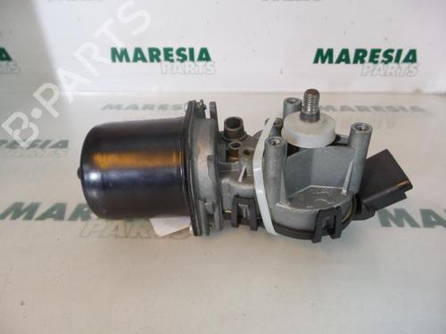 Used Front wiper motor RENAULT KANGOO Express (FC0/1_) 1.5 dCi (61 hp) 31464427