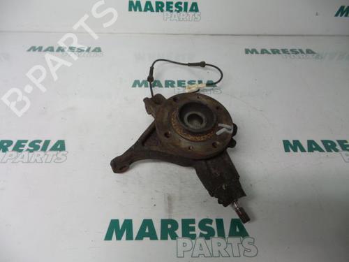 Used Right front steering knuckle PEUGEOT 307 SW (3H) 1.6 16V (109 hp) 31486086