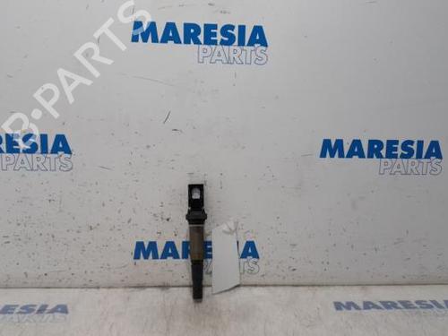 Used Ignition coil PEUGEOT 5008 (0U_, 0E_) 1.6 16V (156 hp) 31513248