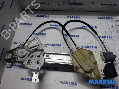 Used Rear right window mechanism Rear right window mechanism RENAULT MEGANE III Grandtour (KZ0/1) 1.2 TCe (KZ2B, KZ11) (116 hp) 31474228 31474228