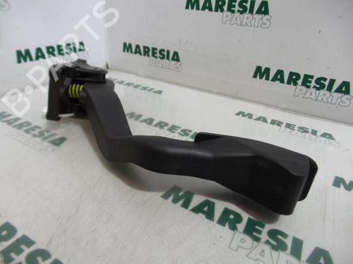 Used Electronic module CITROËN C3 Pluriel (HB_) 1.6 (109 hp) 31480515