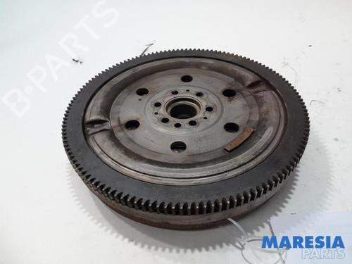 Used Flywheel PEUGEOT 308 SW II (LC_, LJ_, LR_, LX_, L4_) 1.6 BlueHDi 120 (120 hp) 31536954