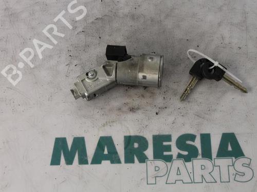 ignition-barrel-citroen-c5-ii-break-re_-2004-2005-2006-2007-2008-31496126 main image