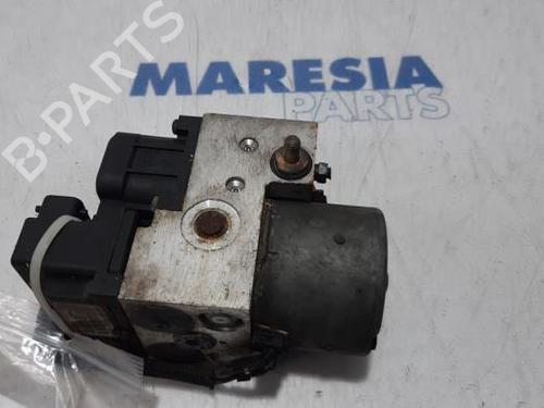 Used ABS pump PEUGEOT 307 (3A/C) 1.6 16V (109 hp) 31440871
