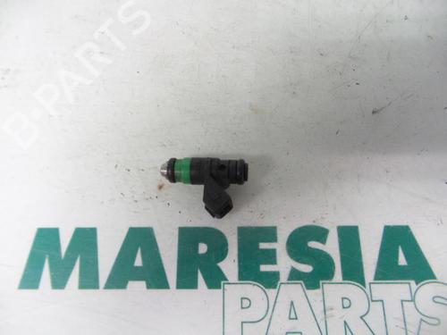 Used Injector RENAULT LAGUNA II Grandtour (KG0/1_) 2.0 16V (KG00, KG0K, KG0W, KG0P) (135 hp) 31529656