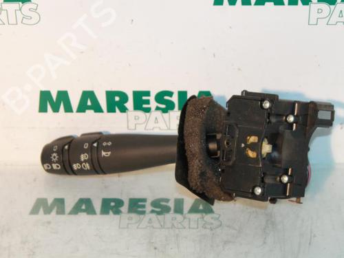 Used Steering column stalk RENAULT LAGUNA I (B56_, 556_) 2.0 (114 hp) 31389744