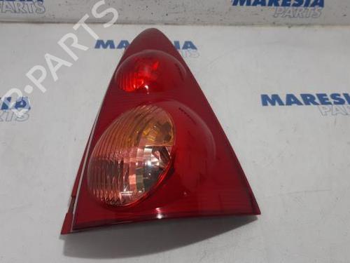 Used Right taillight PEUGEOT 107 (PM_, PN_) 1.0 (68 hp) 31415764