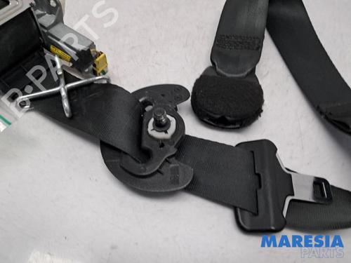 Front right seatbelt PEUGEOT 5008 (0U_, 0E_) 1.6 HDi | BP31500899I25
