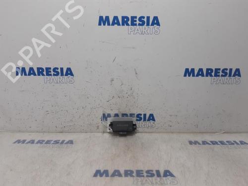 Used Electronic module RENAULT CLIO IV (BH_) 1.6 RS (BHJ4, BHJ6, BHMM) (200 hp) 31439678