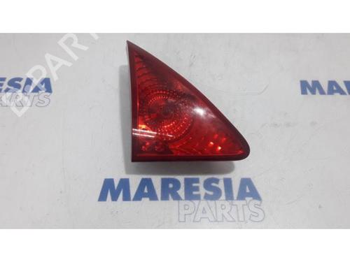 Used Left taillight PEUGEOT 3008 I MPV (0U_) 1.6 HDi (112 hp) 31452162