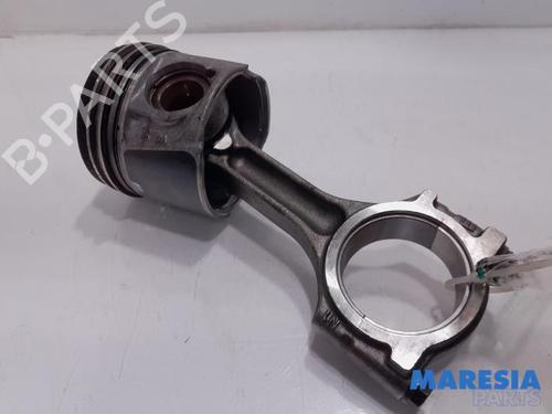 Otra OPEL VIVARO B Van (X82) 1.6 CDTI (05) (125 hp) 31526421