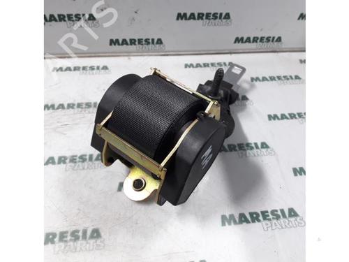 Used Rear center seatbelt RENAULT SCÉNIC II (JM0/1_) 2.0 (JM05, JM0U, JM1N, JM1U, JM2V) (135 hp) 31427912
