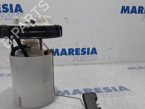 Used Fuel pump RENAULT SCÉNIC IV (J9_) 1.3 TCe 140 (140 hp) 31446544