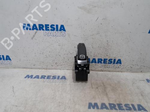 Gearstang DS DS 3 / DS 3 CROSSBACK (UR_, UC_, UJ_) 1.2 PureTech 130 (URHNSS) (131 hp) 31502181