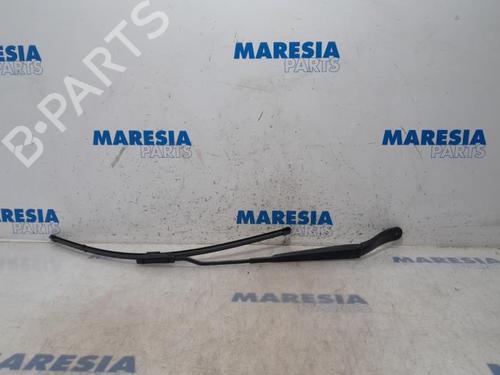 front-windshield-wiper-arm-citroen-c3-ii-sc_-2009-31459632 main image