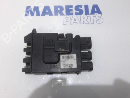control-unit-renault-megane-iii-grandtour-kz01-2008-2009-2010-2011-2012-2013-2014-2015-2016-31439245 main image