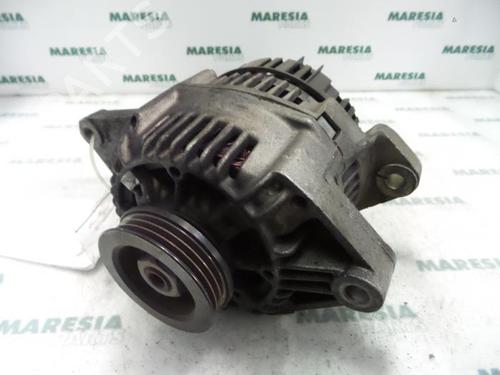 alternator-renault-megane-i-classic-la01_-1996-1997-1998-1999-2000-2001-2002-2003-2004-2005-2006-2007-2008-31441177 main image