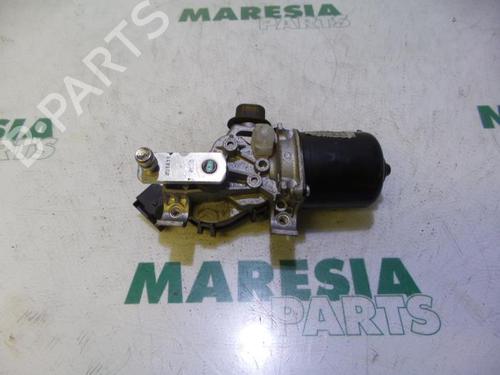 Used Front wiper motor RENAULT MEGANE III Grandtour (KZ0/1) 1.5 dCi (KZ09, KZ0D, KZ1G, KZ29, KZ14, KZ1W, KZ10, KZ1F,... (110 hp) 31424440