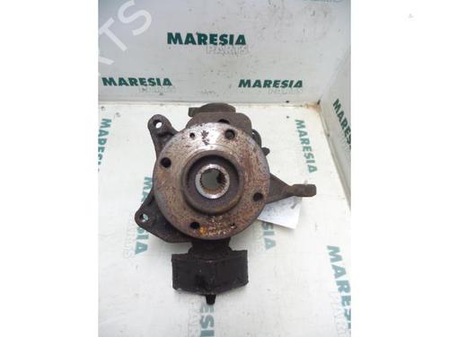 Used Left front steering knuckle CITROËN C5 I (DC_) 2.0 16V (DCRFNC, DCRFNF) (136 hp) 31433124