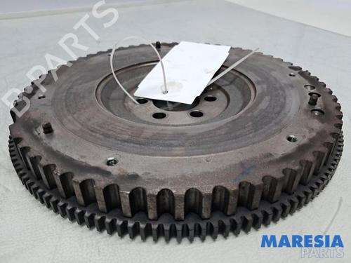 Used Flywheel RENAULT CLIO IV (BH_) 0.9 TCe 90 (BHNF, BHMA, BHMH, BHJK, BHJR) (90 hp) 31532355