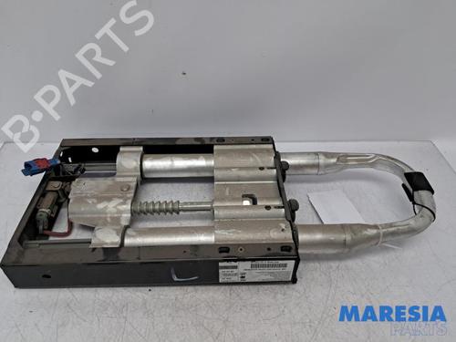 Used Electronic module PEUGEOT 307 CC (3B) 2.0 16V (136 hp) 31526798