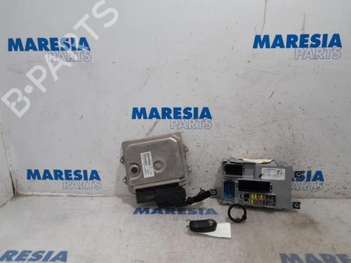 Used Engine control unit (ECU) FIAT PUNTO (199_) 0.9 (101 hp) 31475902