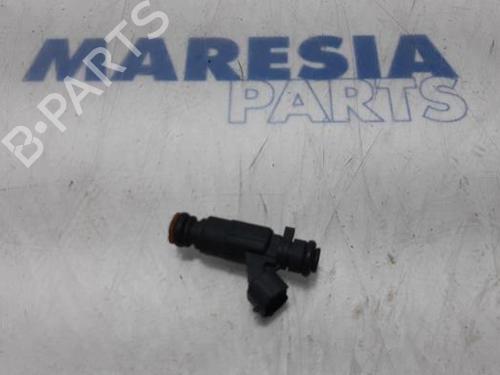 Spreder / Dyse PEUGEOT 208 I (CA_, CC_) 1.2 VTI 82 (82 hp) 31478335