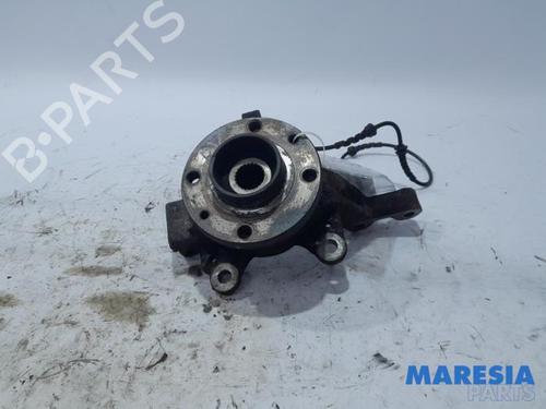 Used Right front steering knuckle RENAULT CLIO III Grandtour (KR0/1_) 1.2 16V (KR02, KR0J) (75 hp) 31476747