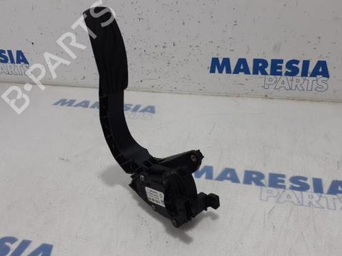 Módulo eletrónico RENAULT SCÉNIC IV (J9_) 1.3 TCe 140 (140 hp) 31424348