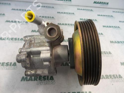 Styring servopumpe ALFA ROMEO 147 (937_) 1.6 16V T.SPARK ECO (937.AXA1A, 937.BXA1A) (105 hp) 31515685