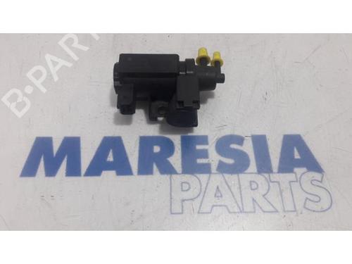 Used Electronic sensor ALFA ROMEO BRERA (939_) 2.4 JTDM 20V (939DXD1B, 939DXM1B) (210 hp) 31494042