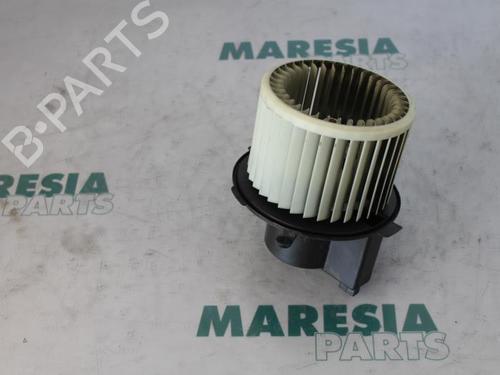 Used Heater blower motor PEUGEOT 307 Break (3E) 1.4 16V (88 hp) 31518246