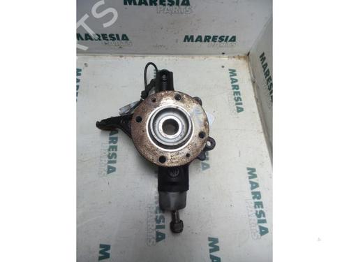 Used Right front steering knuckle CITROËN C4 Coupe (LA_) 1.6 16V (109 hp) 31531175