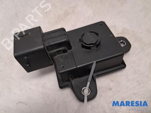 Used Electronic sensor PEUGEOT 2008 I (CU_) 1.2 THP 110 / PureTech 110 (110 hp) 31410856