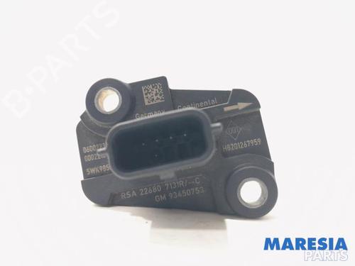 Mass air flow sensor RENAULT TRAFIC III Van (FG_) 1.6 dCi 95 (FGMJ, FGMR) | BP31503042M95