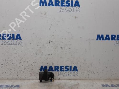 Used Electronic sensor RENAULT MASTER III Van (FV) 2.3 dCi 100 FWD (FV0A, FV0B, FV0G, FV0K, FV0H) (101 hp) 31474502