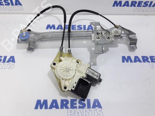 Used Rear left window mechanism RENAULT MEGANE III Grandtour (KZ0/1) 1.5 dCi (KZ09, KZ0D, KZ1G, KZ29, KZ14, KZ1W, KZ10, KZ1F,... (110 hp) 31451817