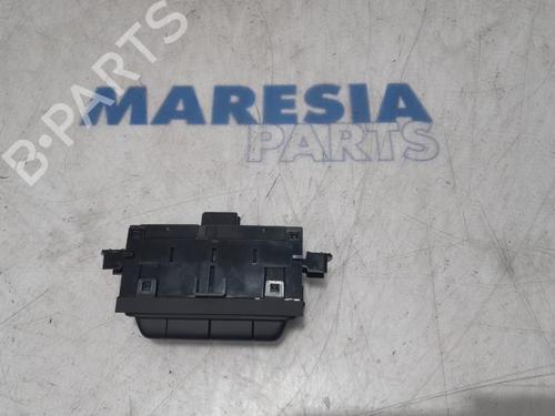 Mando RENAULT CLIO V (B7_) 1.0 TCe 100 (B7MT) (101 hp) 31505372