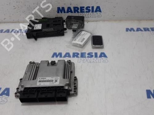 Used Engine control unit (ECU) RENAULT ESPACE V (JR_) 1.6 dCi 160 (160 hp) 31522156