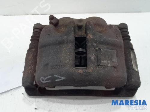 Used Right front brake caliper FIAT SCUDO Van (270_, 272_) 1.6 D Multijet (90 hp) 31464745